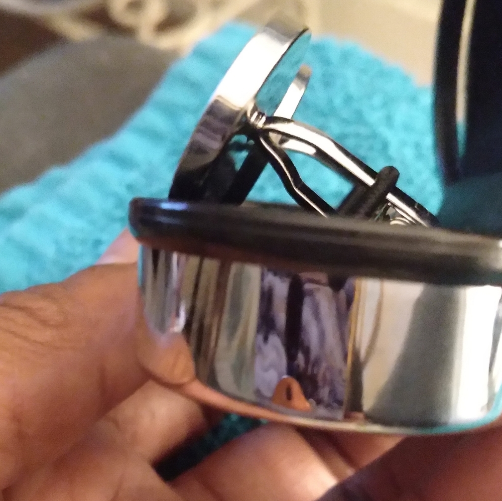 Coin Cuff Links - Picture 7 of 8